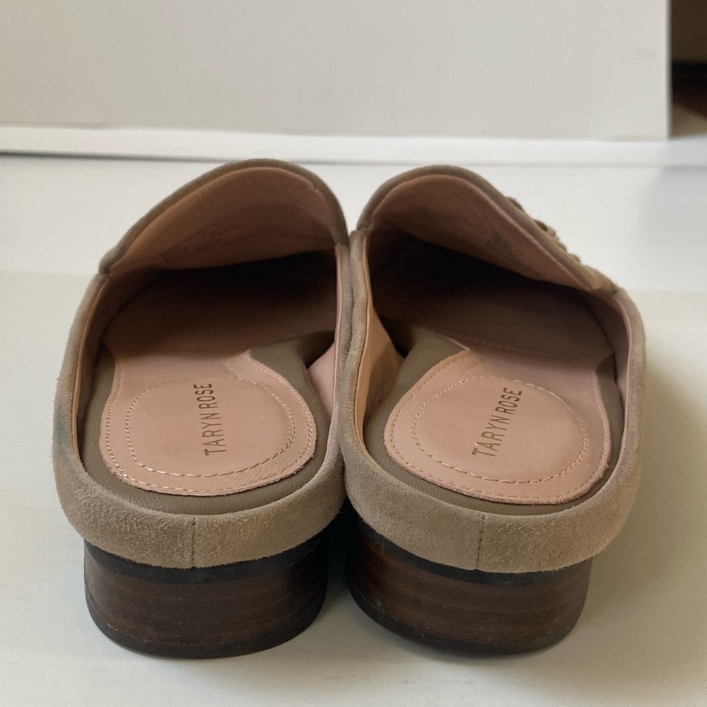 Taryn Rose Blythe Genuine Suede Mules/Flats 3D Flower Size 7B/37 - Picture 5 of 13